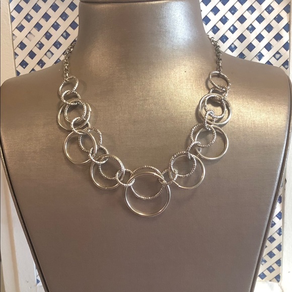 Stony Jewelry Silver Loop Necklace - Picture 2 of 2